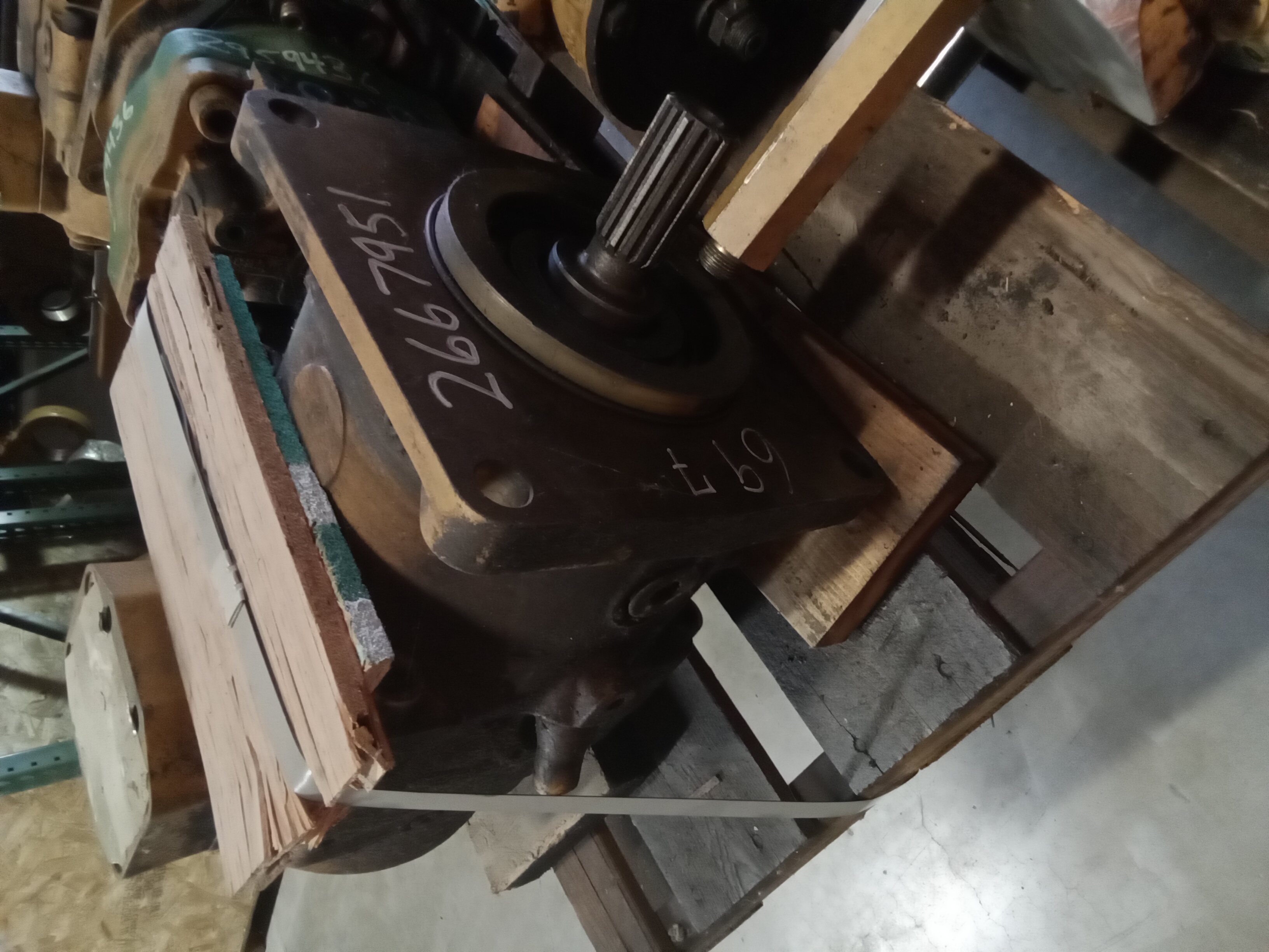 Used PUMP GRP - PISTON 2667951